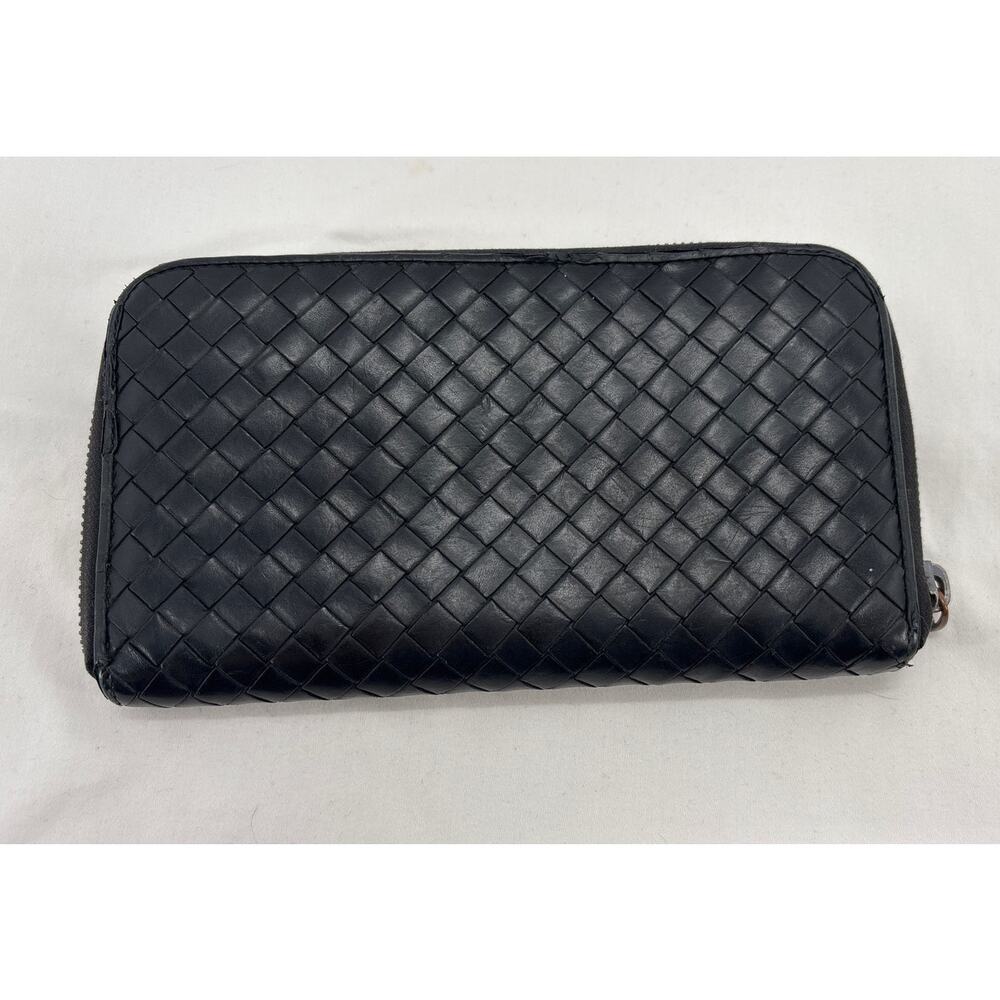 Bottega Veneta quality crafted black leather wallet originality certified